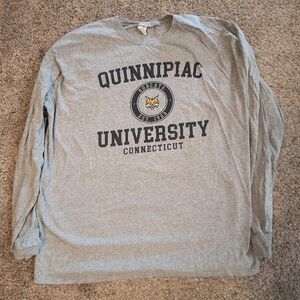 Quinnipiac University QU Bobcata Longsleeve Tshirt Men's XL Grey with logo
